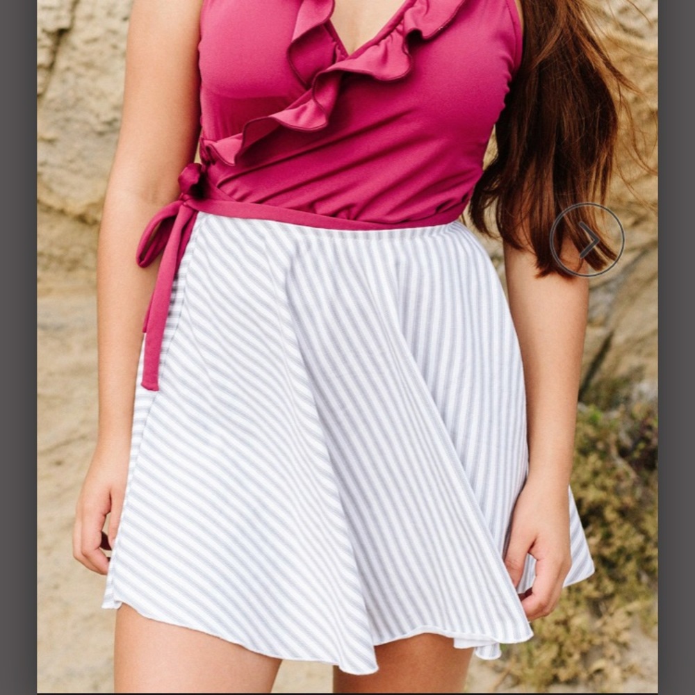 Jessica Rey swim skirt in hello sunshine NWT